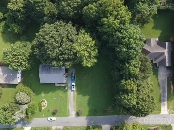 6024 Branch Hill Cres, Charlotte, NC 28213