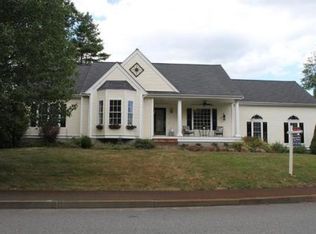 11 Winter Cir, Rockland, MA 02370