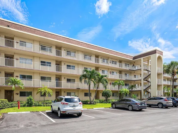 4735 LUCERNE LAKES Boulevard E #402, Lake Worth, FL 33467