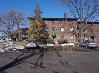 2544 Waterbury Dr APT 1501, Woodridge, IL 60517