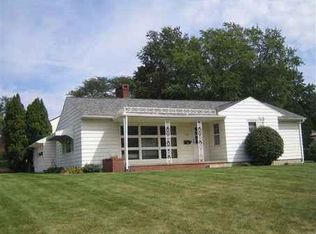 107 Berkshire Rd, Waterloo, IA 50701