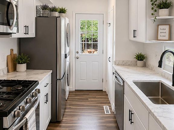 5th image of 3155 W Evans Avenue