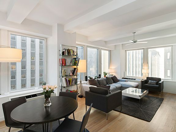 5th image of 90 William St APT 10B