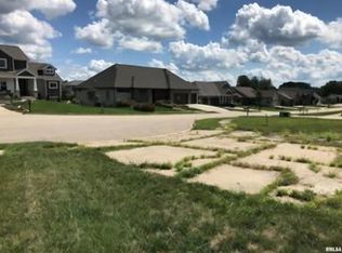 1320 Prince George Ct, Washington, IL 61571