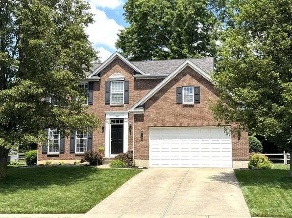 1228 Beechwood Pl, Amelia, OH 45102