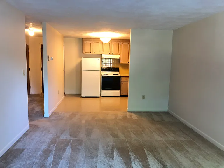 Lexington St Apartments — Photo 58