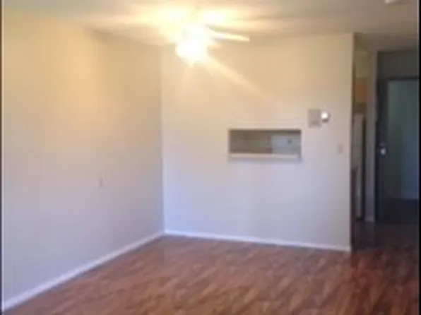 6108 53rd St #216, Olds, AB T4H 1P1