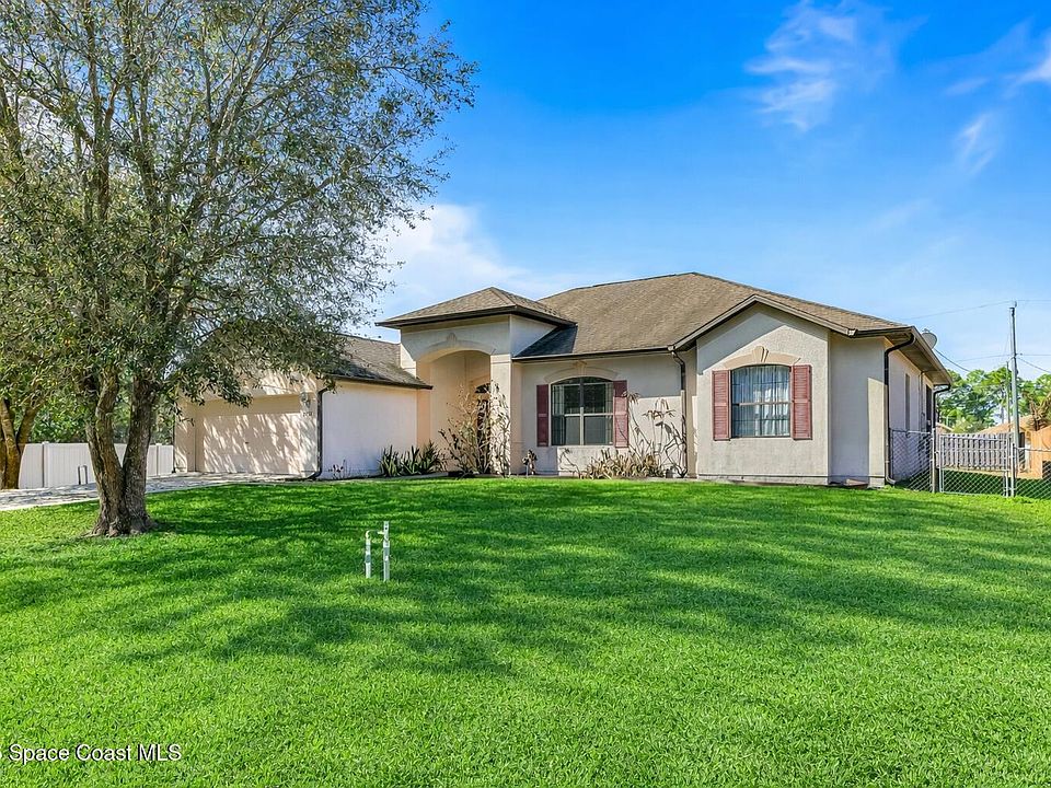 1st image of 2792 Palisades Dr SE
