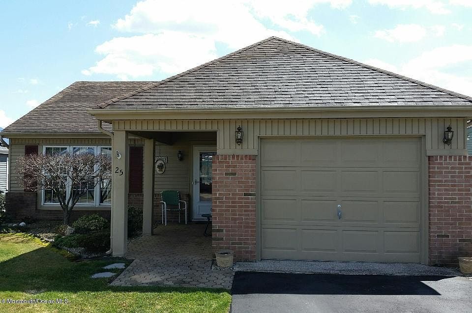 1st image of 25 Twyford Lane