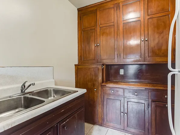 2885 James Ave. S., 2885 James Ave S #B3, Minneapolis, MN 55408