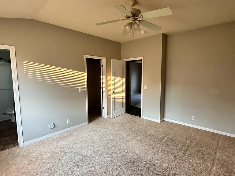 16860 Saratoga Cir — Photo 14