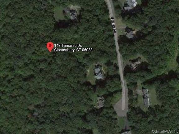 5th image of 143 Tamarac Dr