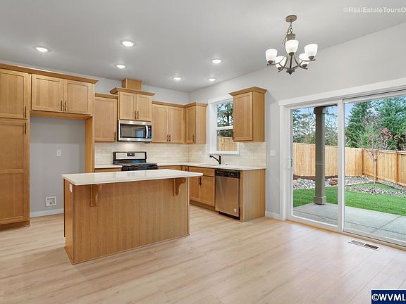 3rd image of 5571 Mountain Quail Dr