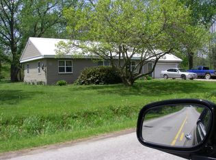 4539 Middle Rd, Conneaut, OH 44030