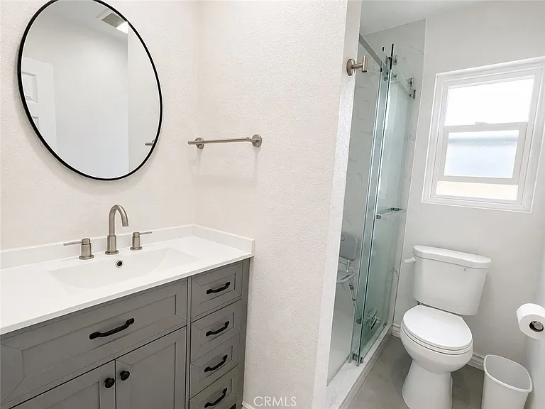 1118 W Orange Rd — Photo 9