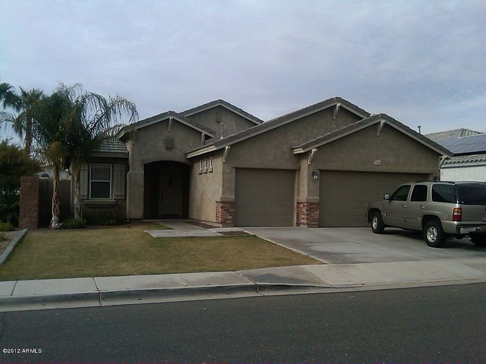 1st image of 21454 N 106th Ln