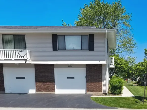 1430 Millbrook Ct #1430, Schaumburg, IL 60193
