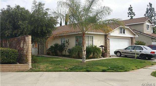 2nd image of 404 Waller Way