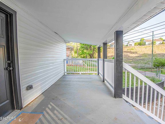 5th image of 4112 Edington Rd