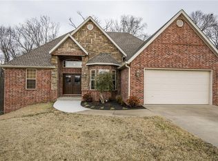 1805 NW Buckskin Ave, Bentonville, AR 72712