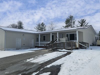 203 Lower Overlook Dr, Hurricane, WV, 25526