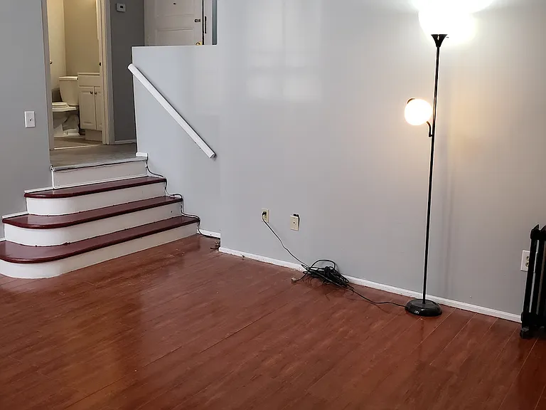926 Southbridge St #15 — Photo 4