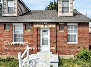 1131 N Florissant Rd, Saint Louis, MO 63135