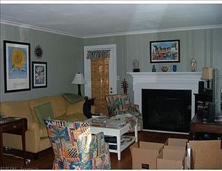1st image of 8 Meadow Dr