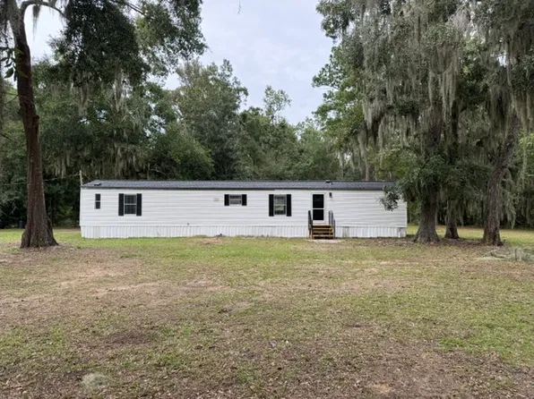 400 Brown Rd, Richmond Hill, GA 31324