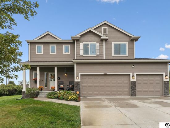 17115 Meredith Ave, Omaha, NE 68116