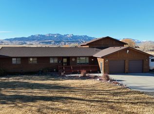 4 Heather Rd, Cody, WY 82414