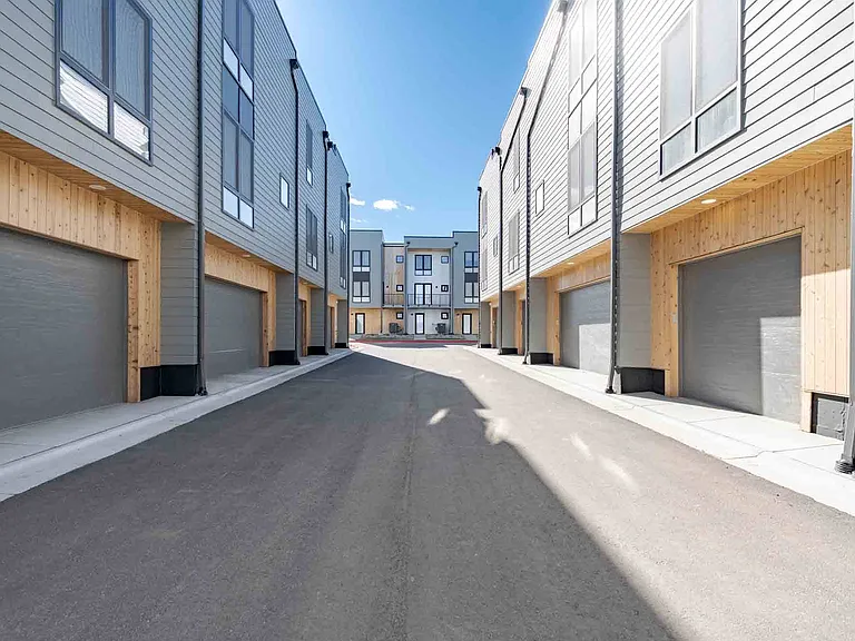 Highmark Bozeman Apartments & Townhomes — Photo 40