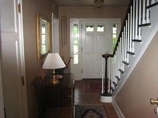 2nd image of 3 Highbanks Pl S