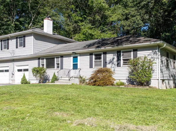 24 Lori Street, Poughkeepsie, NY 12603
