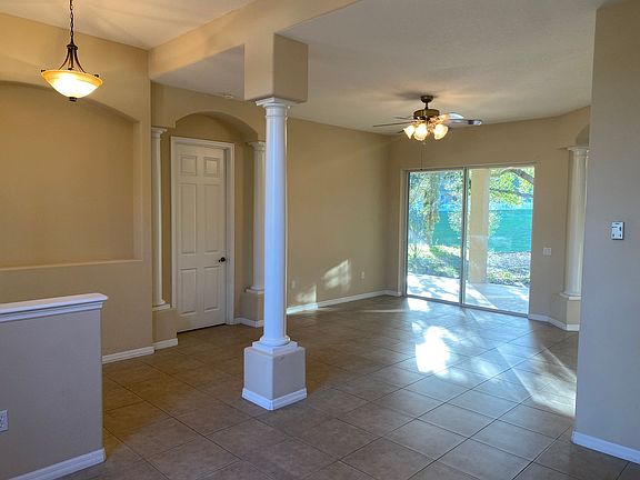 3rd image of 33213 Stonegate Dr
