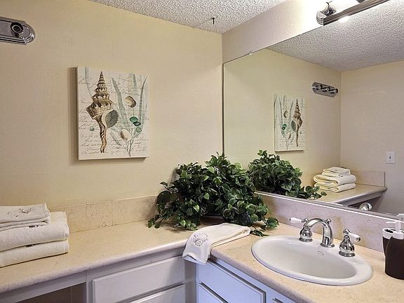 3rd image of 444 W Huntington Dr Unit 217