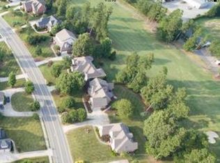 818 Golf House Rd W, Whitsett, NC 27377