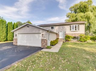 11303 3rd Ave, Pleasant Prairie, WI 53158