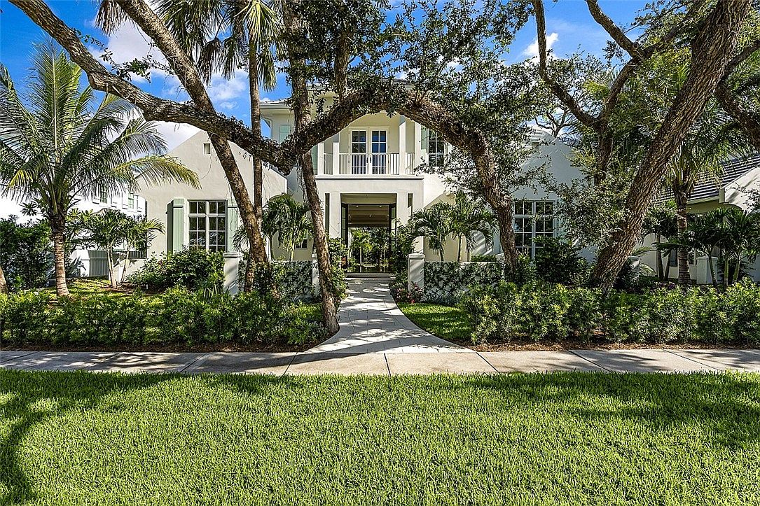 765 Azalea Ln, Vero Beach, FL 32963 | Zillow