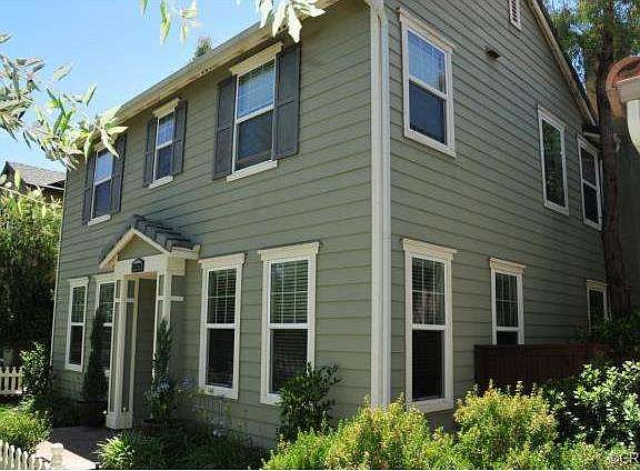 3rd image of 26035 Newport Ave