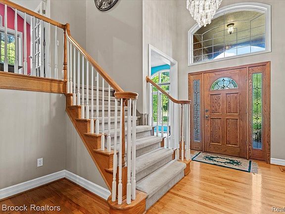 4th image of 30065 Cheviot Hills Dr
