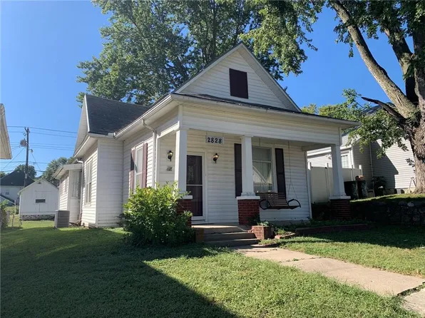 2828 Seneca St, Saint Joseph, MO 64507
