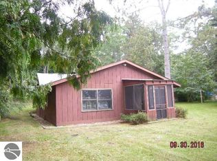 7021 W Glenmere Rd, Empire, MI 49630