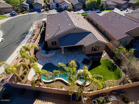 2nd image of 660 W Grand Canyon Dr
