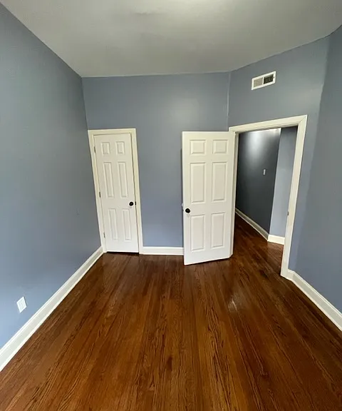 6616 S Wood St #3 — Photo 5