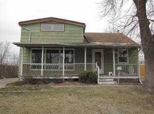 1255 Dale St, Muscatine, IA 52761