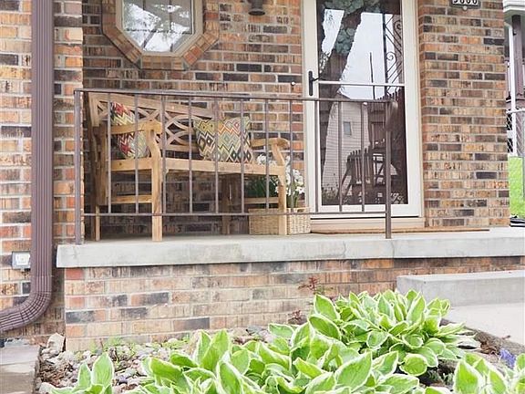 4th image of 5806 Valley Cir