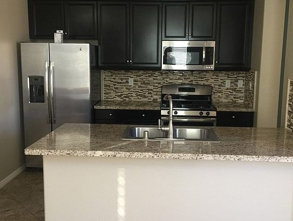 4th image of 28800 Camino De Cielo Dr
