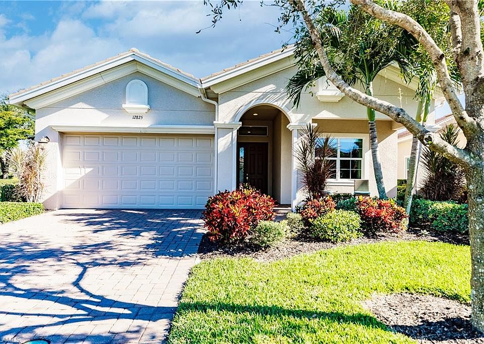 1st image of 12825 Fairway Cove Ct