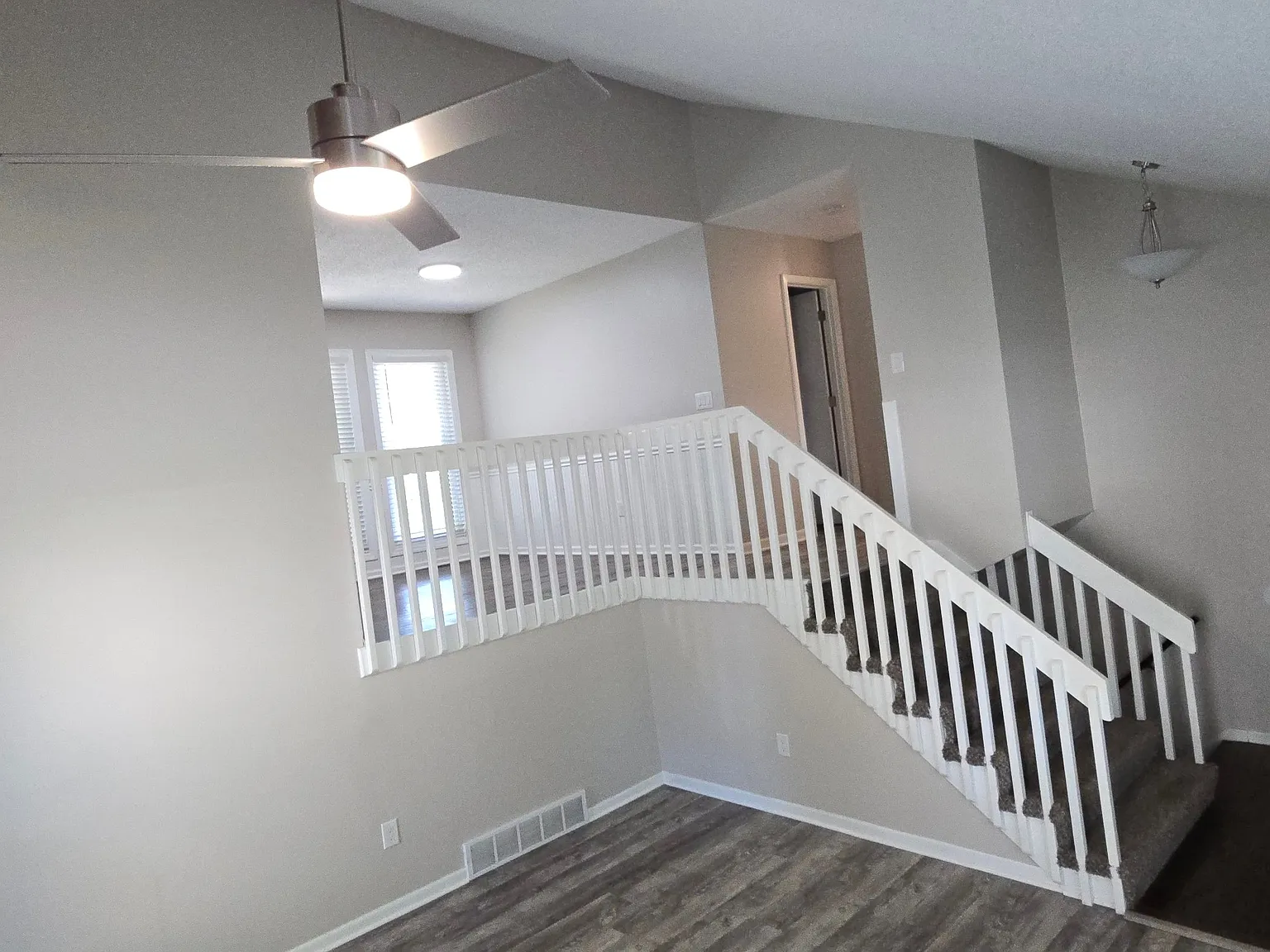 3 bed, 2.0 bath, 1312 sqft, $2,695 — Photo 3